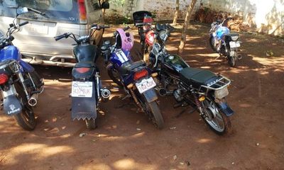 Incautan motocicletas durante control policial