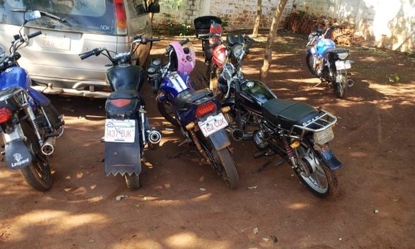 Incautan motocicletas durante control policial