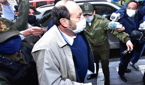 Bolivia: exministro de Salud es enviado a prisión por supuesta compra de respiradores sobrefacturados