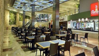 Patios de comidas podrán funcionar desde este jueves