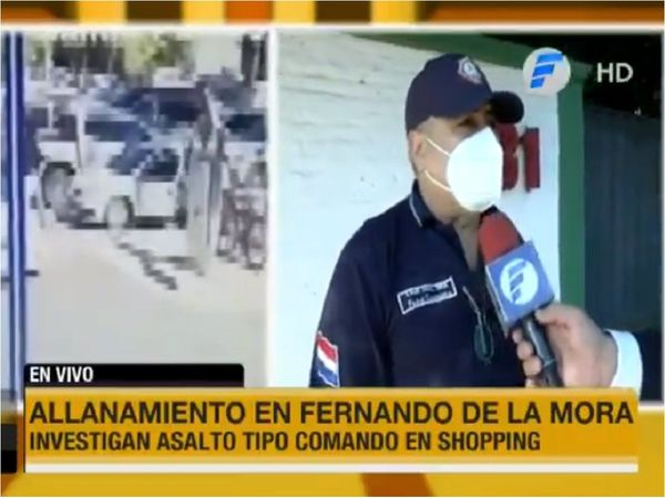 Hallan supuesto vehículo utilizado para asalto en shopping