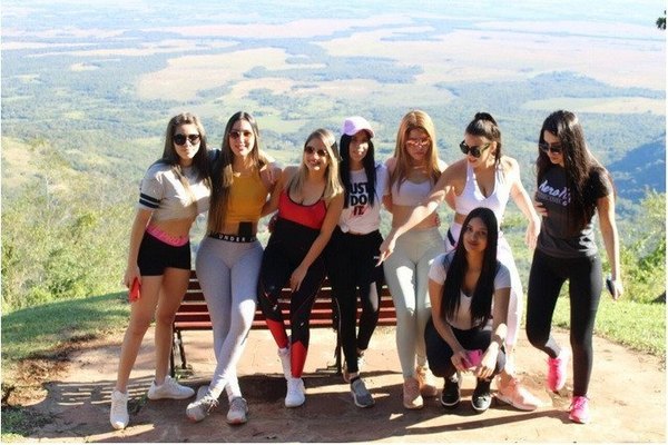 Modelos hicieron tour en plena cuarentena: En redes sociales no tardaron en pedir la intervención de la fiscalía
