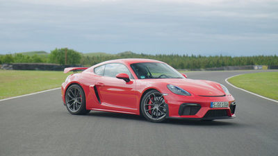 Llegan a Paraguay los nuevos Porsche 718 Spyder y 718 Cayman GT4