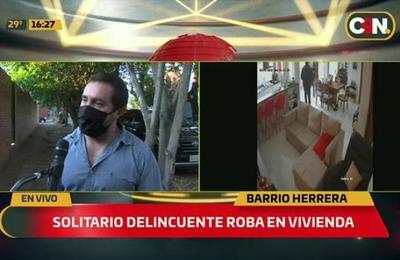 Solitario delincuente roba en vivienda del Barrio Herrera - C9N
