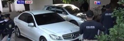 Detienen a dos hombres sospechosos por el millonario asalto a militar | Noticias Paraguay