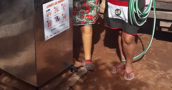 Ante inicio de fase 3, entregan 300 lavamanos a asentamientos de Central