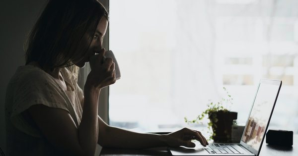 Hábitos digitales saludables: la presión de estar conectados
