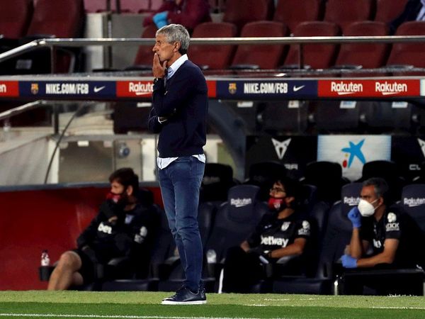 Setién: "Cuando no estás fino con el balón, cuesta más"