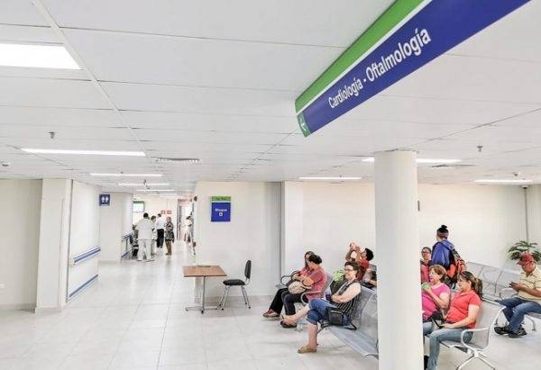 HOY / IPS anuncia retorno de consultas médicas, bajo estricto protocolo sanitario