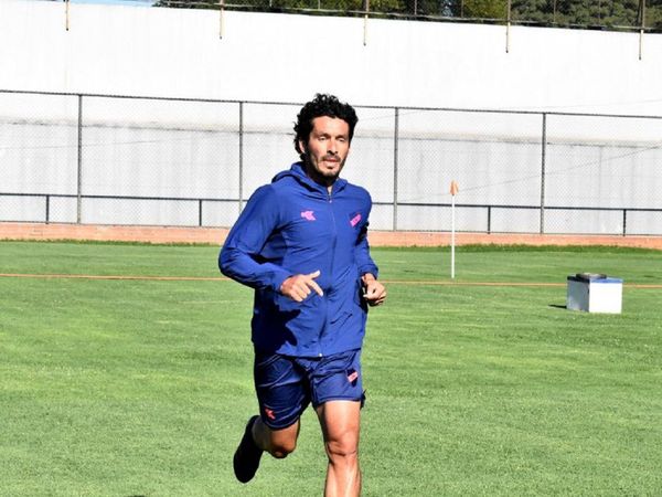 Riveros: "Un buen plantel para seguir peleando"
