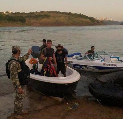 Detienen a tres hombres tras intentar ingresar ilegalmente al país – Prensa 5