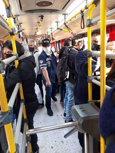 Instan a que se cumplan medidas sanitarias en buses