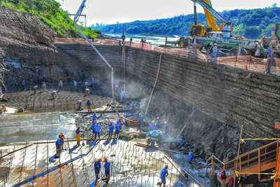 Puente de la Integración: alistan las bases para la torre principal hacia el lado paraguayo