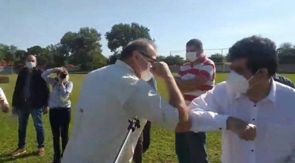 HOY / Óscar Alfonzo, intendente de San Roque González, quien fue denunciado por violar la cuarentena sanitaria, al asistir a un acto público