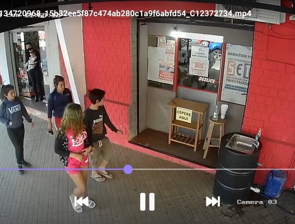 Ni en pandemia perdonan: Cámaras captaron a una “roba jabón” y saltaron los escraches - Megacadena — Últimas Noticias de Paraguay
