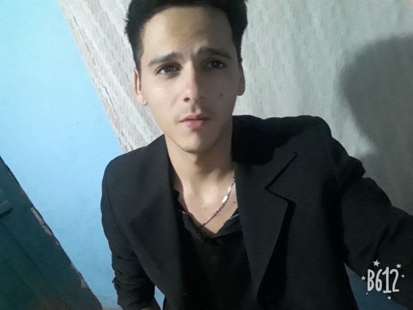 Fue a visitar a su papá a Argentina y no puede volver