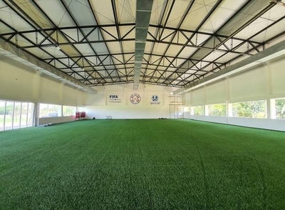 HOY / FIFA destaca las obras para el futuro del fútbol paraguayo