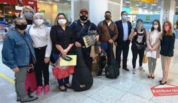 Consulado en Río de Janeiro financió repatriación de 5 compatriotas - ADN Paraguayo