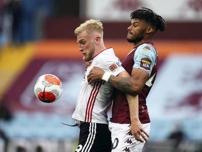 La Premier volvió 100 días después con un polémico empate