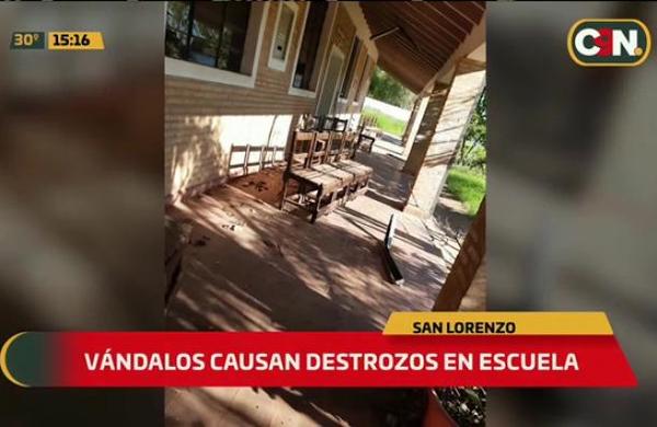 Vándalos destrozan escuela de San Lorenzo - C9N