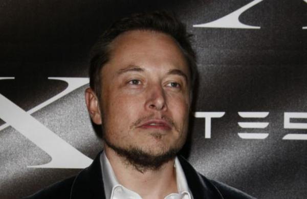 Elon Musk comparte el certificado de nacimiento de su hijo y se confirma su nombre: X Æ A-XII - C9N