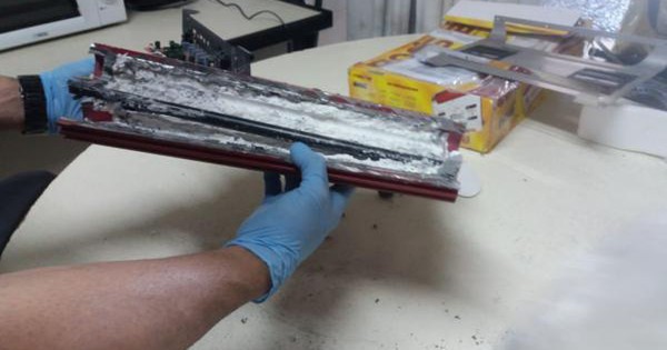 Alerta aeropuerto: intentaron enviar cocaína en encomienda a Hong Kong