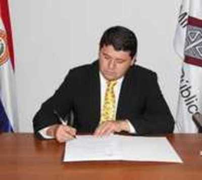 Fiscal que lleva caso de Efraín recibe amanazas de muerte  - Paraguay.com