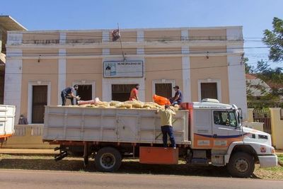 COVID-19: Párroco de San Roque González denuncia “líos politiqueros” en el distrito  - Ancho Perfil - ABC Color