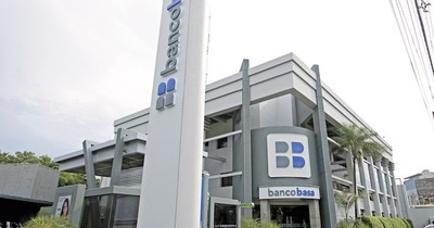 Basa lanza créditos para profesionales independientes con 12 meses de gracia