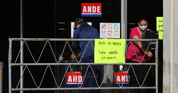 “No hay sobrefacturación ni estafa”, asegura titular de la Ande
