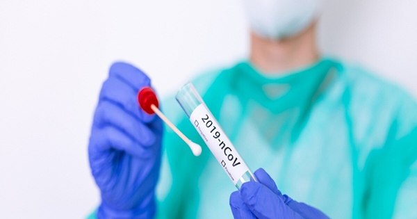 Salud anuncia compra de 200 mil hisopos por vía de la excepción