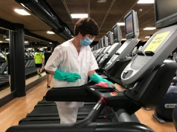 “Se debe frenar la epidemia, que no llegue a los hospitales”