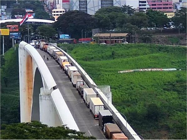 La Receita trunca plan del Gobierno para reactivar el comercio fronterizo