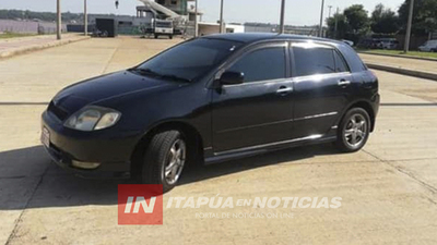 HURTAN AUTOMÓVIL EN LA VÍA PÚBLICA EN CAMBYRETA