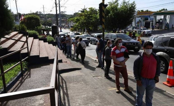 HOY / Lambaré, sin "un peso partido a la mitad", buscará vías para asistir a familias