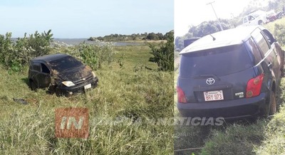 VUELCO DE VEHÍCULO EN SAN JUAN DEL PNÁ. DEJA DAÑOS MATERIALES. 