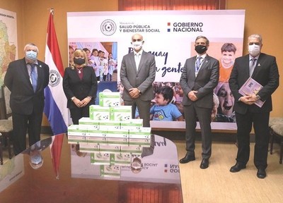 Laboratorios Lasca donó lote de 20.000 unidades de test rápido COVID-19 - ADN Paraguayo