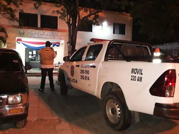 Vecinos reducen a golpes a ladrones domiciliarios • Luque Noticias