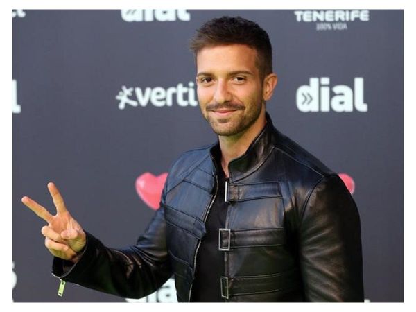 Pablo Alborán sorprende al declarase homosexual