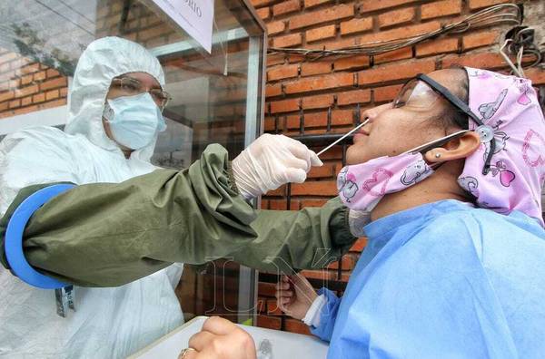 Sequera: No se disminuirá la cantidad de muestras por día sino que se aplicará mayor criterio para decidir a quiénes tomarlas - ADN Paraguayo