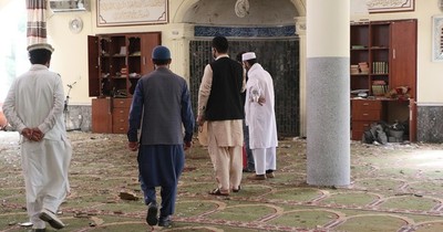 Nueve adolescentes mueren en explosión de obús en escuela religiosa afgana