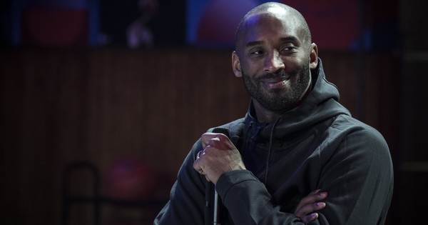 Helicóptero de Kobe Bryant trató de esquivar niebla antes de accidente