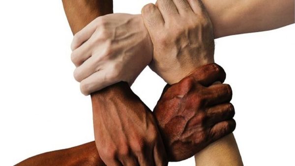 El camino hacia la fraternidad