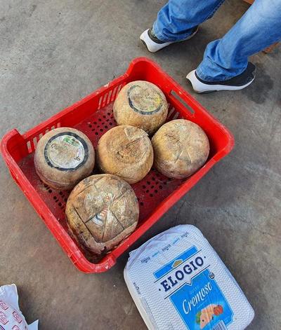 Allanamiento en distribuidora de quesos en Fernando de la Mora