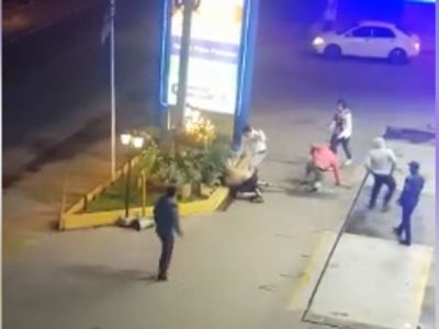 ¡De película! jóvenes protagonizaron una riña en San Antonio