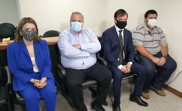 HOY / OGD y su hijo irán a juicio oral y público