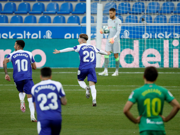 Resumen del partido Deportivo Alavés 2-0 Real Sociedad