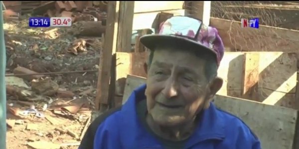 Emotivo final feliz para abuelito; volvió a su casa después de que su nieto lo echara | Noticias Paraguay