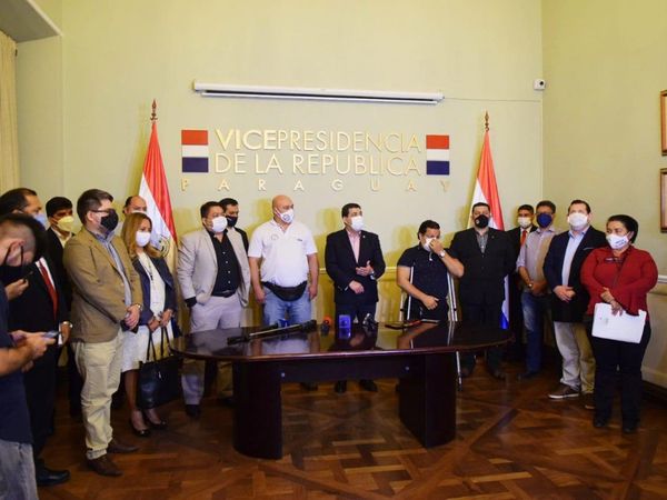 Socializan primer borrador de reforma de la Función Pública con sindicatos