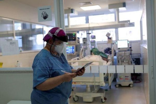 Brasil se acerca a las 50.000 muertes por coronavirus y a 1 millón de casos